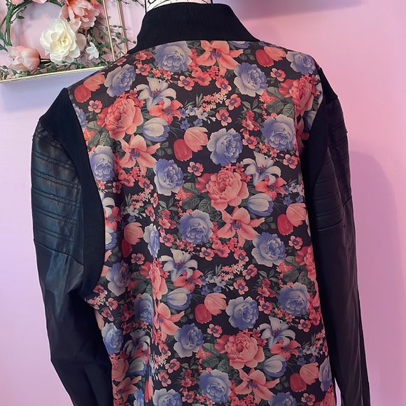 Kite Mens Floral Bomber Jacket - Picture 6 of 8